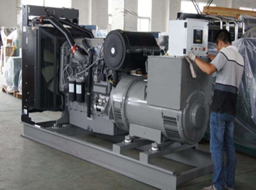 乐平柴油发电机空气滤清器堵塞会对发电机组产生哪些影响？