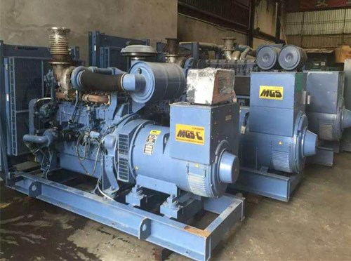 乐平发电机组带负载降电压是什么原因照成的？