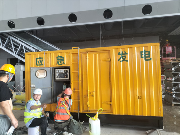 乐平怎样判断空气滤清器是否需要更换？